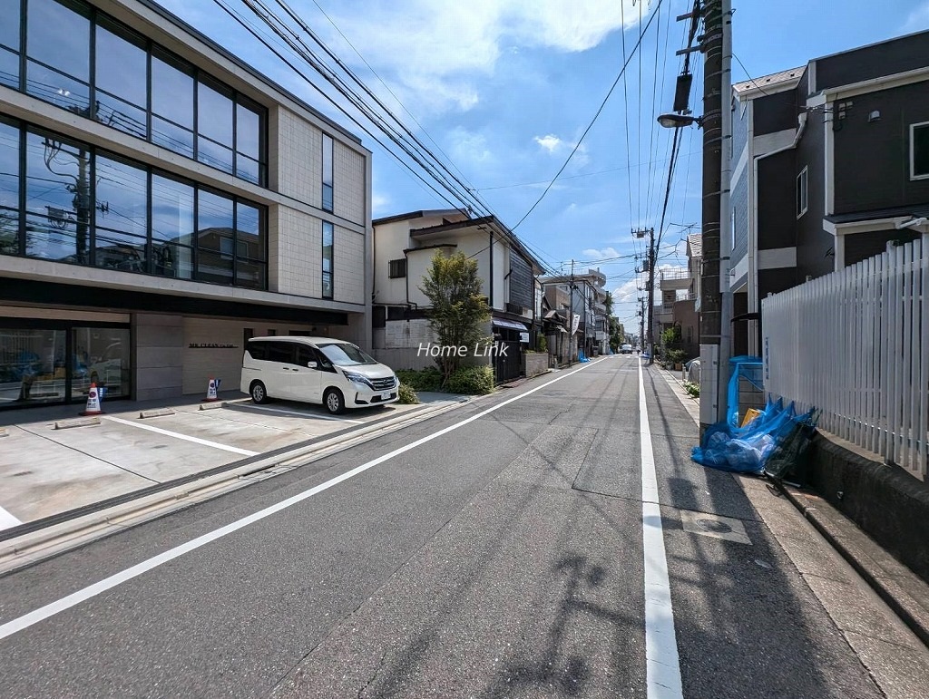 南町住宅　東側 前面道路